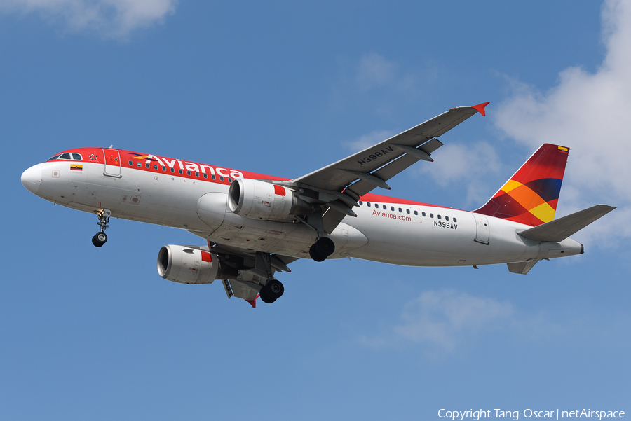 Avianca Airbus A320-214 (N398AV) | Photo 664198