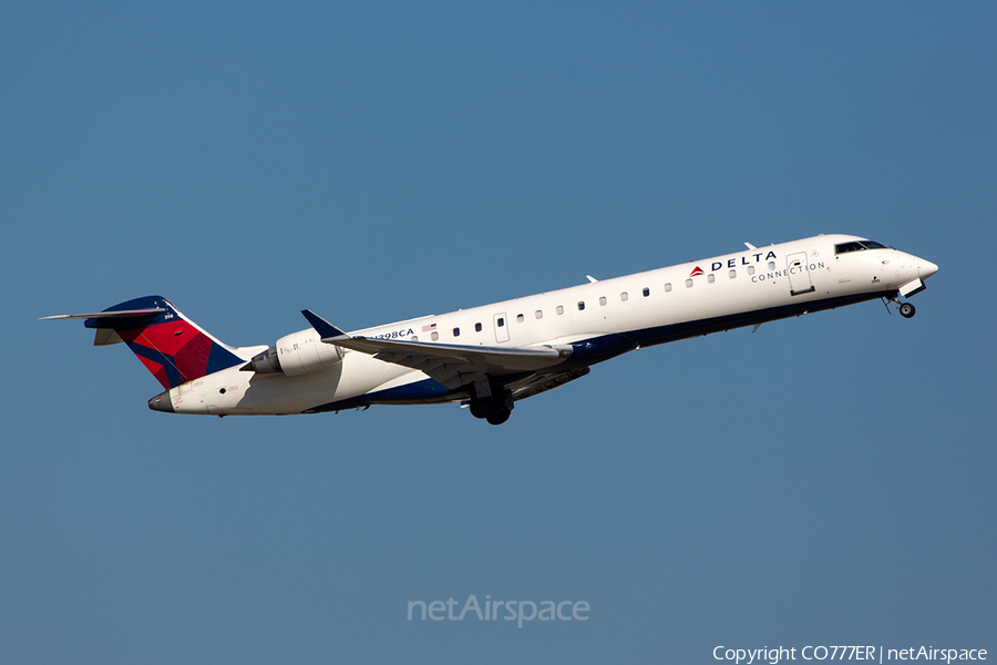 Delta Connection (ExpressJet Airlines) Bombardier CRJ-701ER (N398CA) | Photo 74974