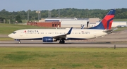 Delta Air Lines Boeing 737-832 (N398DA) at  Covington - Northern Kentucky International (Greater Cincinnati), United States