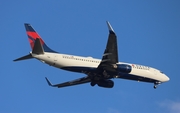 Delta Air Lines Boeing 737-832 (N399DA) at  Orlando - International (McCoy), United States