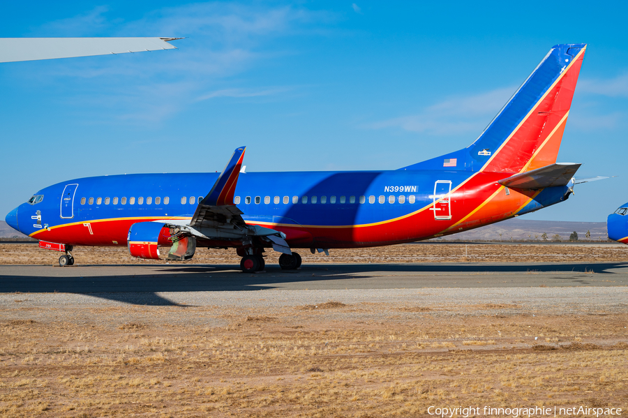 Southwest Airlines Boeing 737-3H4 (N399WN) | Photo 663492