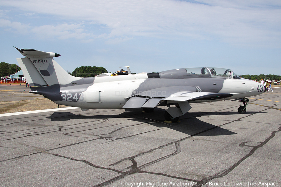 (Private) Aero L-29 Delfin (N39DE) | Photo 160410