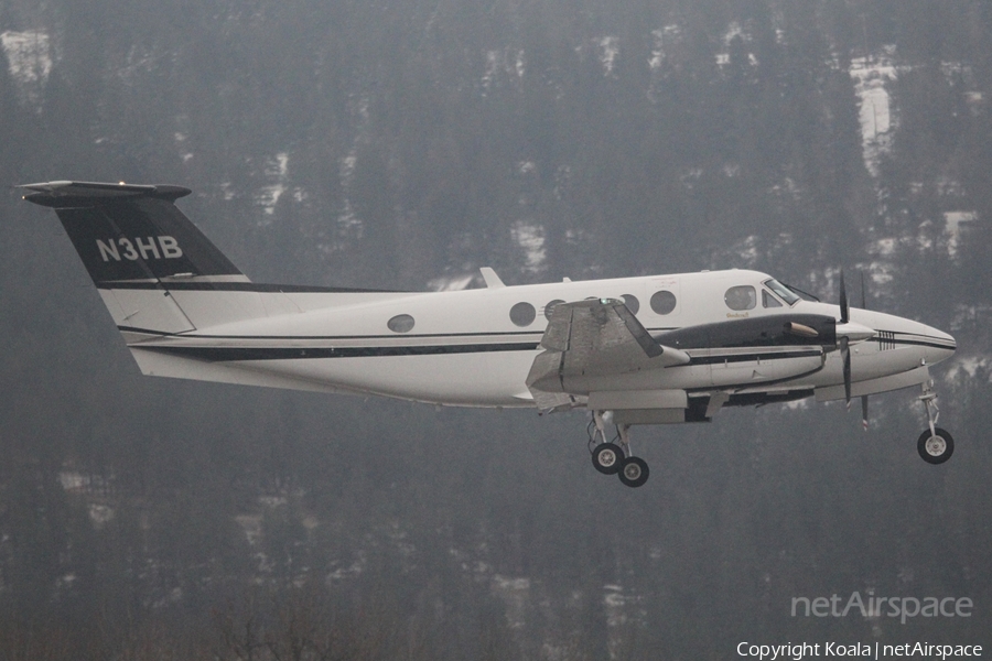 Sunset Aviation Beech King Air 200 (N3HB) | Photo 657302