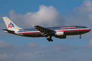 American Airlines Airbus A300B4-605R (N40064) at  Miami - International, United States