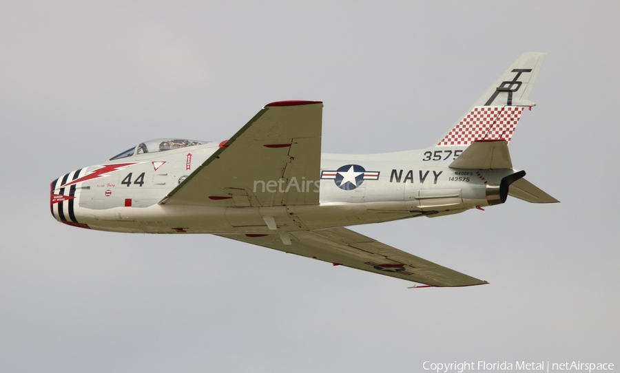 (Private) North American FJ-4B Fury (N400FS) | Photo 303400