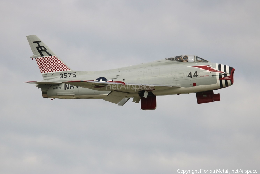 (Private) North American FJ-4B Fury (N400FS) | Photo 582487