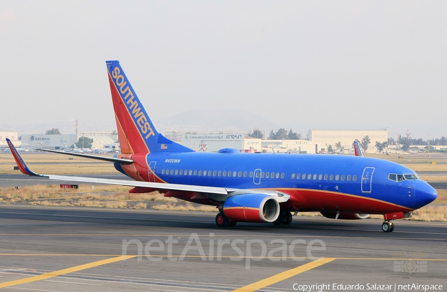 Southwest Airlines Boeing 737-7H4 (N400WN) | Photo 236333