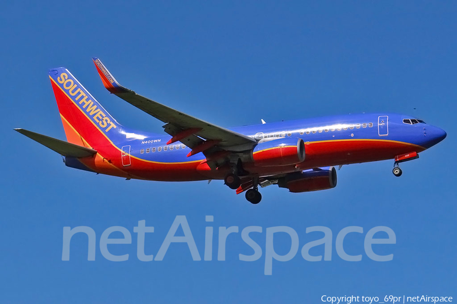 Southwest Airlines Boeing 737-7H4 (N400WN) | Photo 68398