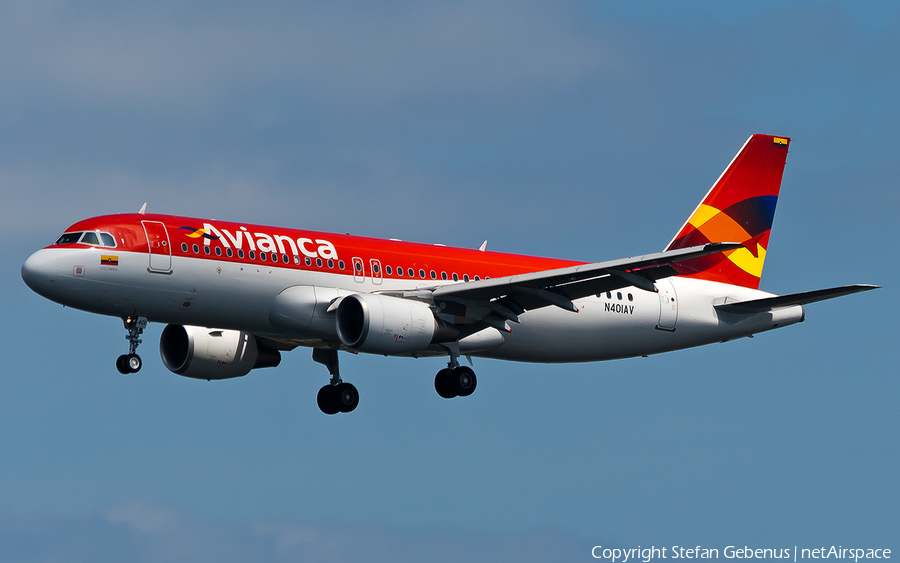 Avianca Airbus A320-214 (N401AV) | Photo 2555