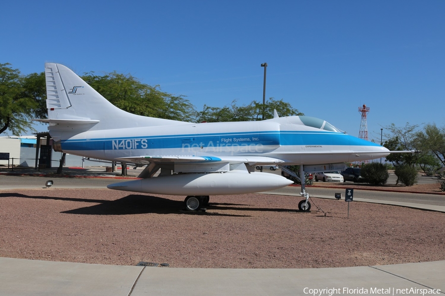 Flight Systems Douglas A-4C Skyhawk (N401FS) | Photo 302652