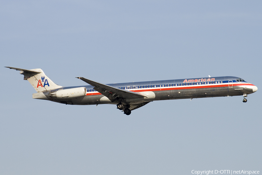 American Airlines McDonnell Douglas MD-82 (N402A) | Photo 176619