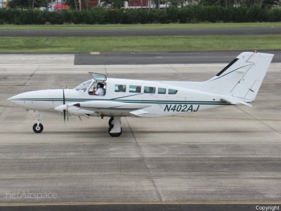 Charter Flights Caribbean Cessna 402B Utiliner (N402AJ) | Photo 322725