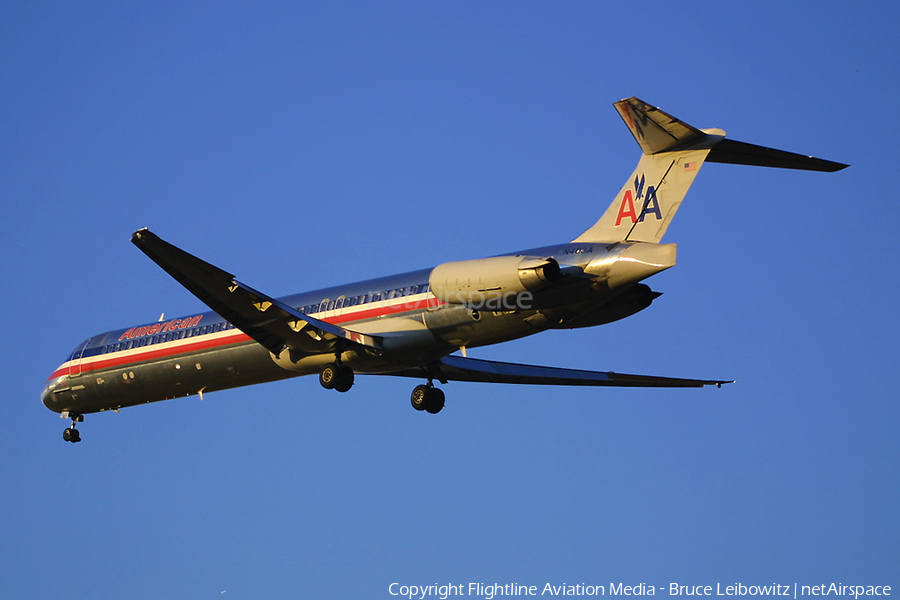 American Airlines McDonnell Douglas MD-82 (N403A) | Photo 152095