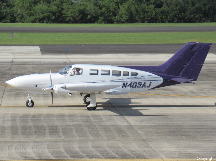 (Private) Cessna 402B Businessliner (N403AJ) | Photo 607736
