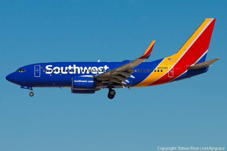 Southwest Airlines Boeing 737-7H4 (N403WN) | Photo 332630