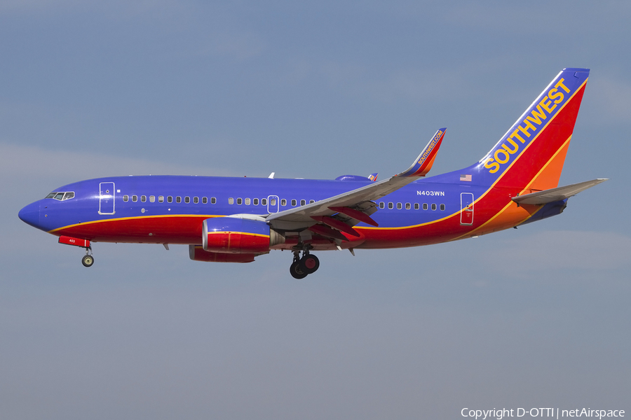 Southwest Airlines Boeing 737-7H4 (N403WN) | Photo 425480