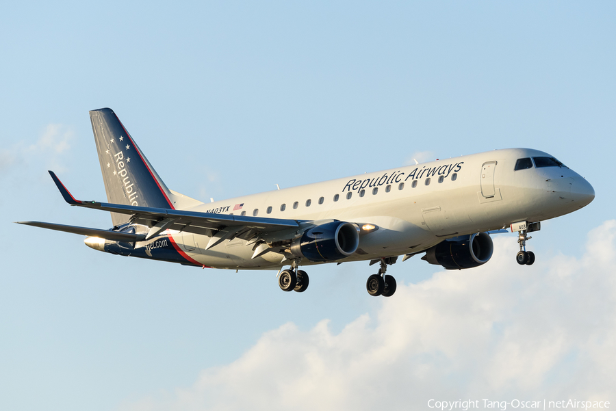 American Eagle (Republic Airlines) Embraer ERJ-175LR (ERJ-170-200LR) (N403YX) | Photo 477299