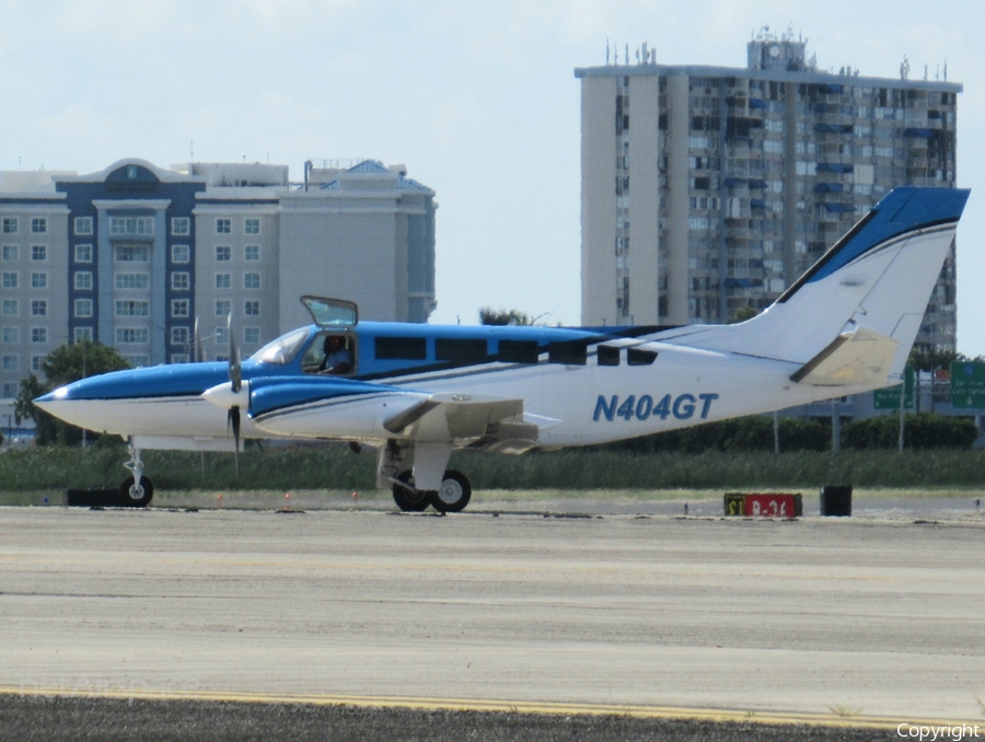 (Private) Cessna 404 Titan (N404GT) | Photo 593634