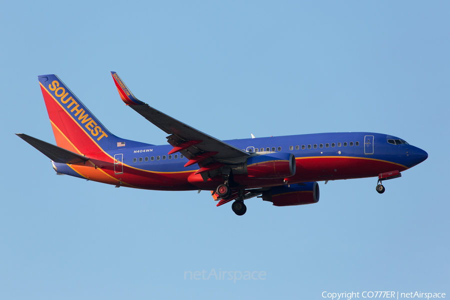 Southwest Airlines Boeing 737-7H4 (N404WN) | Photo 113397