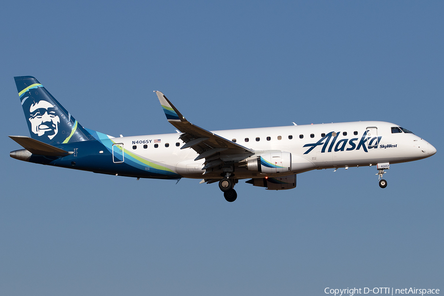 Alaska Airlines (Skywest) Embraer ERJ-175LR (ERJ-170-200LR) (N406SY) | Photo 522245