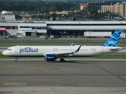 JetBlue Airways Airbus A321-271NX (N4073J) at  New York - John F. Kennedy International, United States