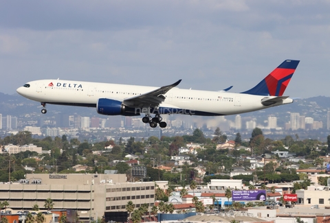 Delta Air Lines Airbus A330-941N (N407DX) at  Los Angeles - International, United States