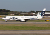 Alaska Airlines Boeing 737-990(ER) (N408AS) at  Houston - George Bush Intercontinental, United States