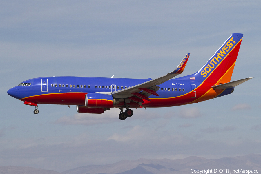 Southwest Airlines Boeing 737-7H4 (N409WN) | Photo 341812