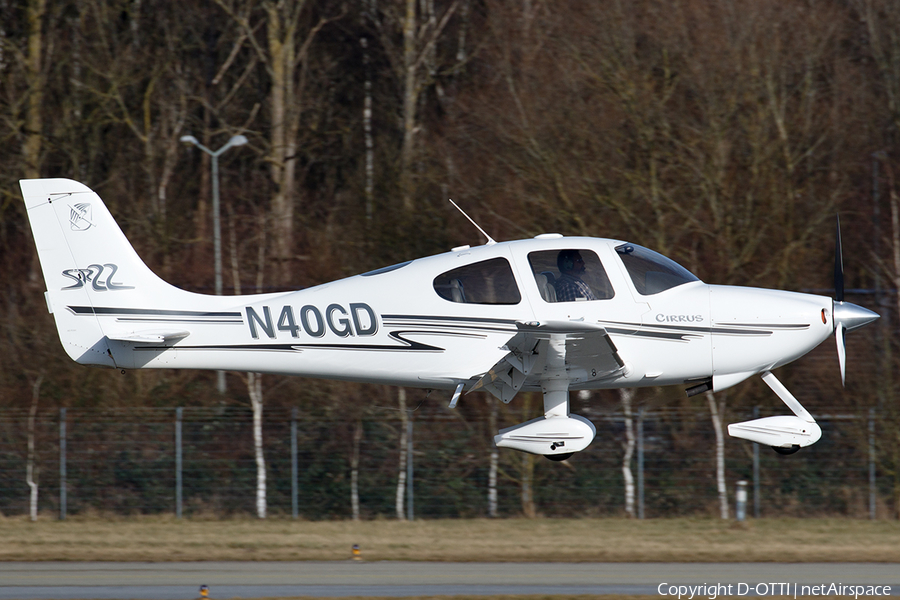 (Private) Cirrus SR22 (N40GD) | Photo 431491