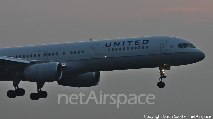 United Airlines Boeing 757-224 (N41135) | Photo 216397