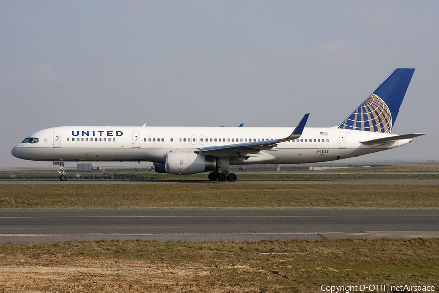 United Airlines Boeing 757-224 (N41135) | Photo 403962