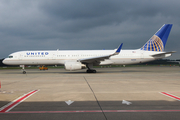 United Airlines Boeing 757-224 (N41135) at  Hamburg - Fuhlsbuettel (Helmut Schmidt), Germany