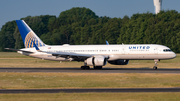 United Airlines Boeing 757-224 (N41135) at  Hamburg - Fuhlsbuettel (Helmut Schmidt), Germany