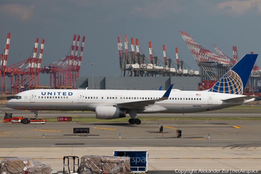 United Airlines Boeing 757-224 (N41140) | Photo 158683