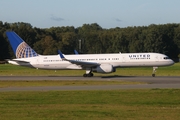 United Airlines Boeing 757-224 (N41140) at  Hamburg - Fuhlsbuettel (Helmut Schmidt), Germany