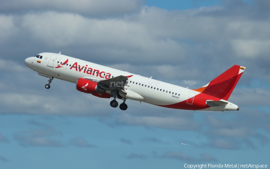 Avianca Airbus A320-214 (N411AV) | Photo 611861