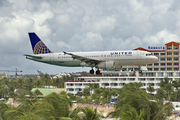 United Airlines Airbus A320-232 (N412UA) at  Philipsburg - Princess Juliana International, Netherland Antilles