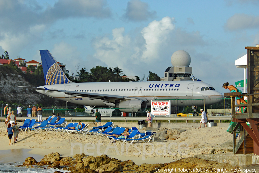 United Airlines Airbus A320-232 (N412UA) | Photo 9189