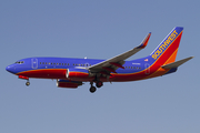 Southwest Airlines Boeing 737-7H4 (N412WN) at  Los Angeles - International, United States