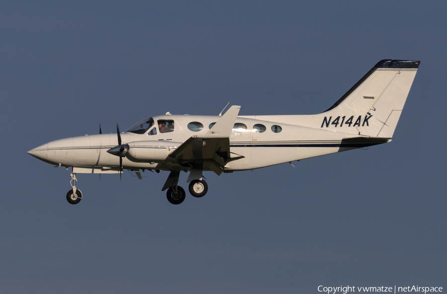 (Private) Cessna 414A Chancellor (N414AK) | Photo 423466