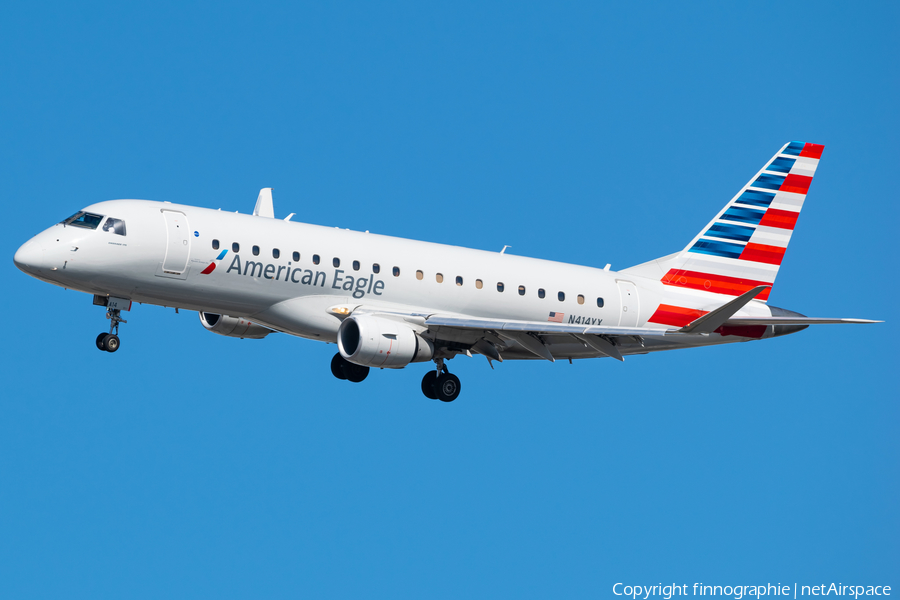 American Eagle (Republic Airlines) Embraer ERJ-175LR (ERJ-170-200LR) (N414YX) | Photo 587403