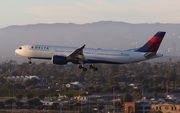 Delta Air Lines Airbus A330-941N (N415DX) at  Los Angeles - International, United States