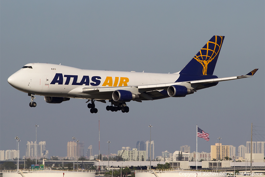 Atlas Air Boeing 747-47UF (N415MC) | Photo 43059