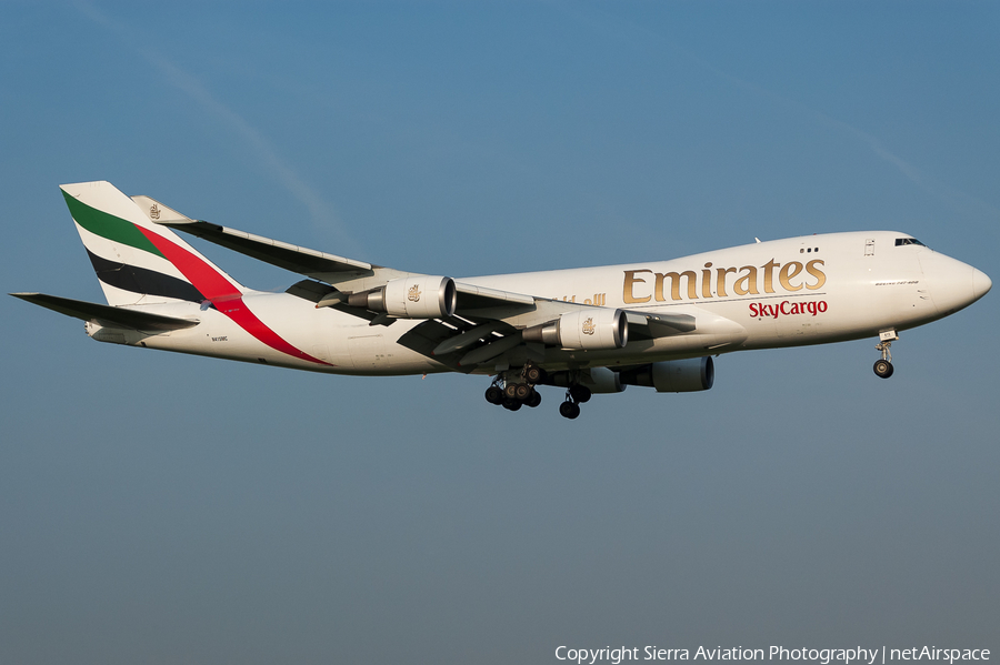 Emirates SkyCargo Boeing 747-47UF (N415MC) | Photo 383411