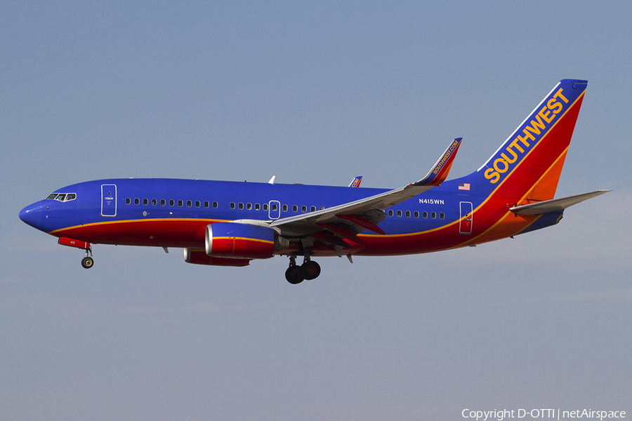 Southwest Airlines Boeing 737-7H4 (N415WN) | Photo 341130