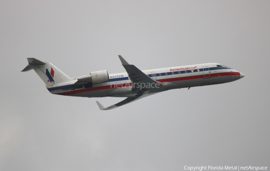 American Eagle (SkyWest Airlines) Bombardier CRJ-200LR (N417SW) | Photo 303436