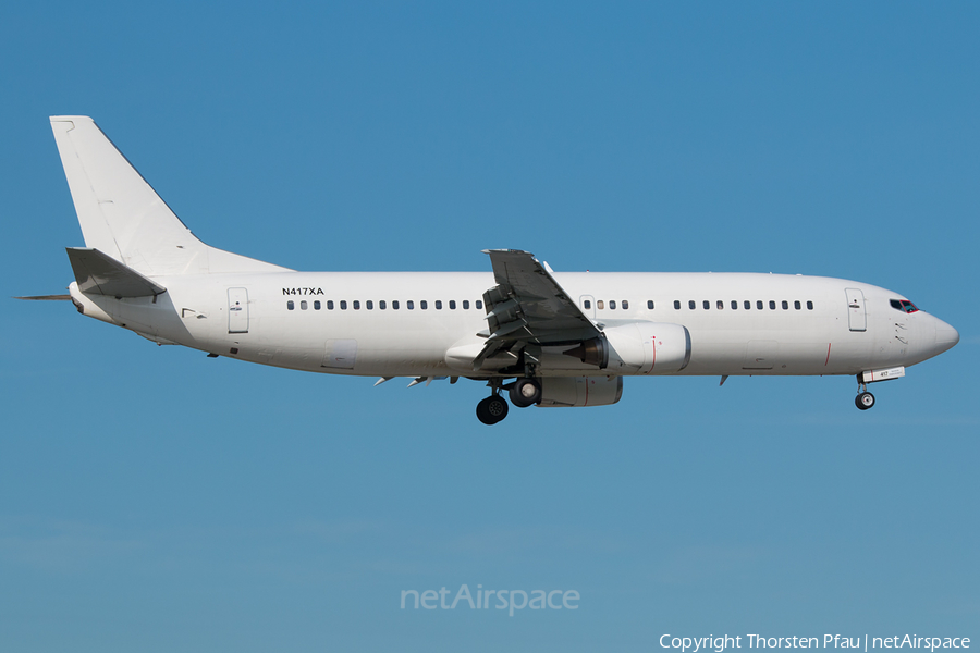 SkyKing Boeing 737-484 (N417XA) | Photo 96263