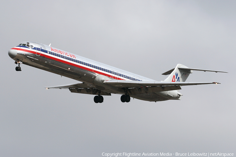 American Airlines McDonnell Douglas MD-82 (N418AA) | Photo 174011