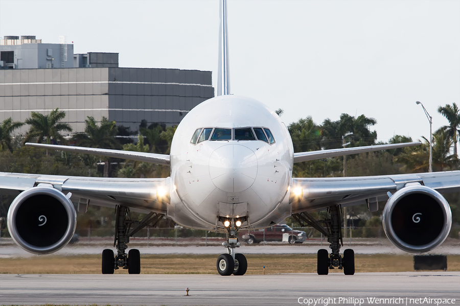 LAN Cargo Boeing 767-316F(ER) (N418LA) | Photo 242141