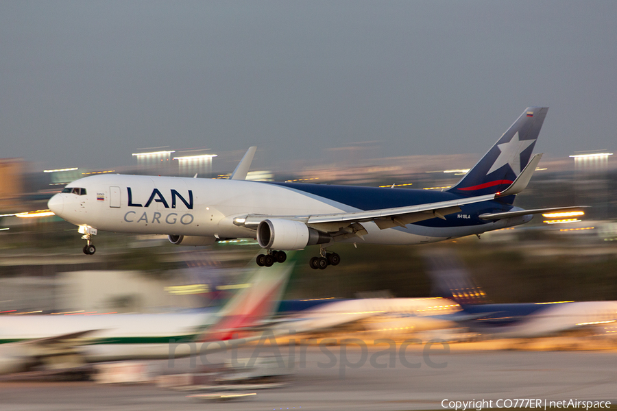 LAN Cargo Boeing 767-316F(ER) (N418LA) | Photo 38271